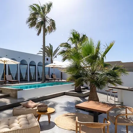 Sea View Private Infinity Pool Sunsets 度假居 拉帕拉德