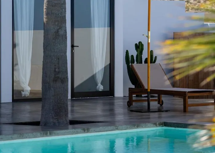Sea View Private Infinity Pool Sunsets 度假居 拉帕拉德